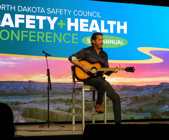 Music from keynote speaker Jimmy Yeary